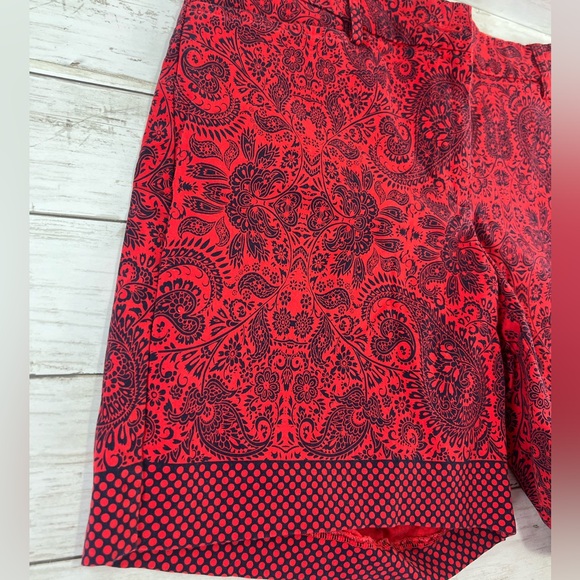 Lands' End Shorts Womens Size 10 Red Blue Paisley Print Mid Rise Stretch Casual - Picture 3 of 12